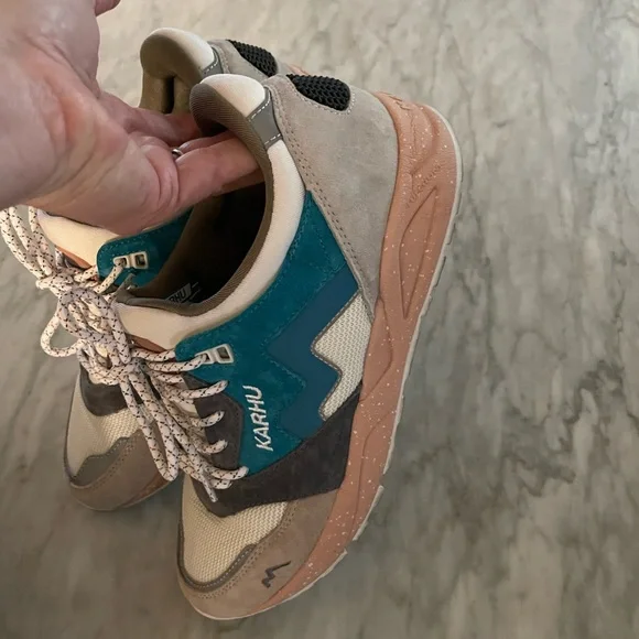 Anthropologie Karhu Sneakers size 8.5 men’s, 10 women’s - Picture 10 of 10